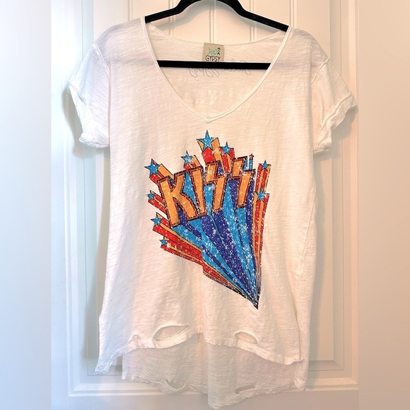 Jaded Gypsy Tops - Jaded Gypsy KISS distressed white tee Small/Medium